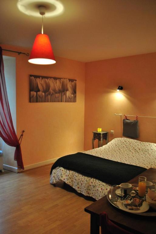 Le Beffroi Aparthotel Tournon-dʼAgenais Buitenkant foto
