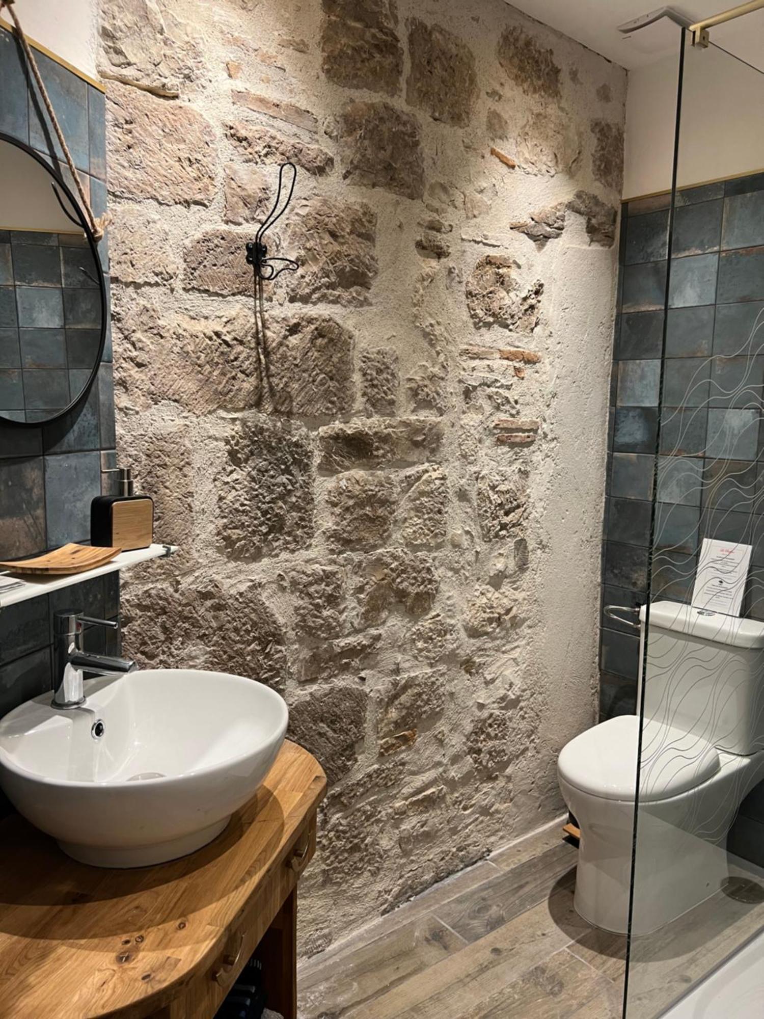 Le Beffroi Aparthotel Tournon-dʼAgenais Buitenkant foto