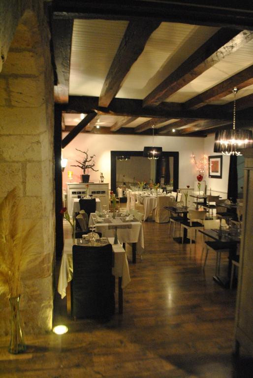 Le Beffroi Aparthotel Tournon-dʼAgenais Buitenkant foto